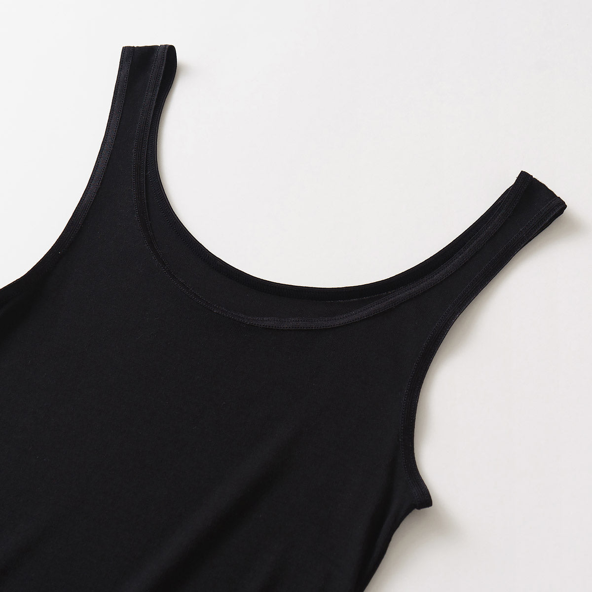 うるおいモイスト タンクトップ